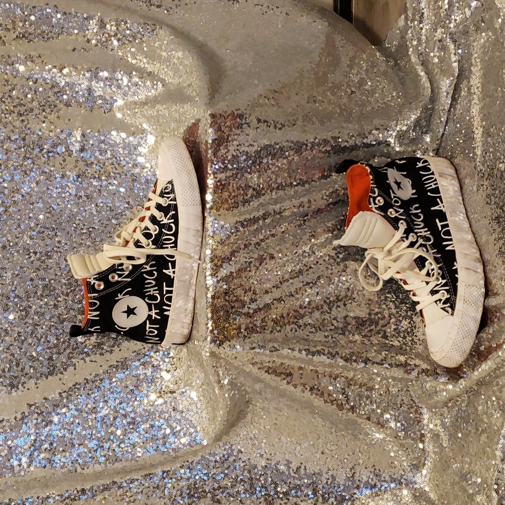 CONVERSE Chuck Taylors